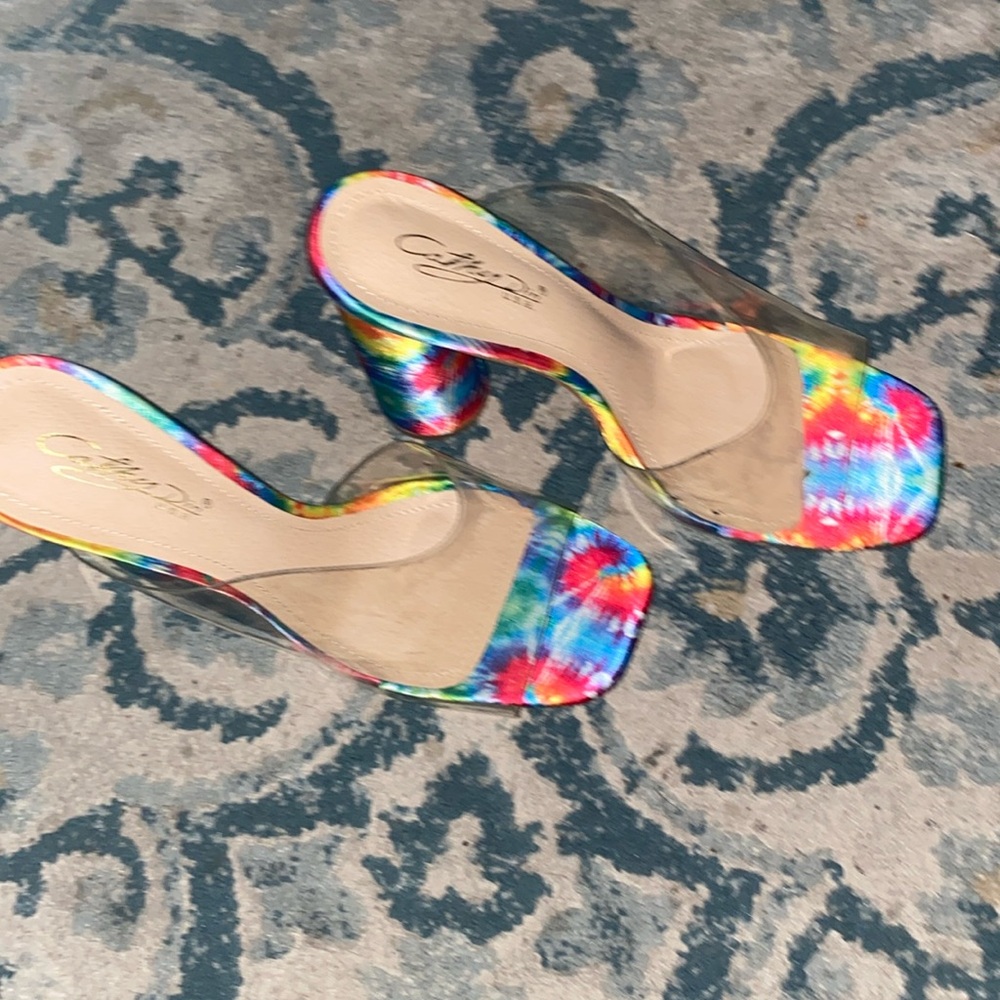 Brand new Cathy Din Clear Slides